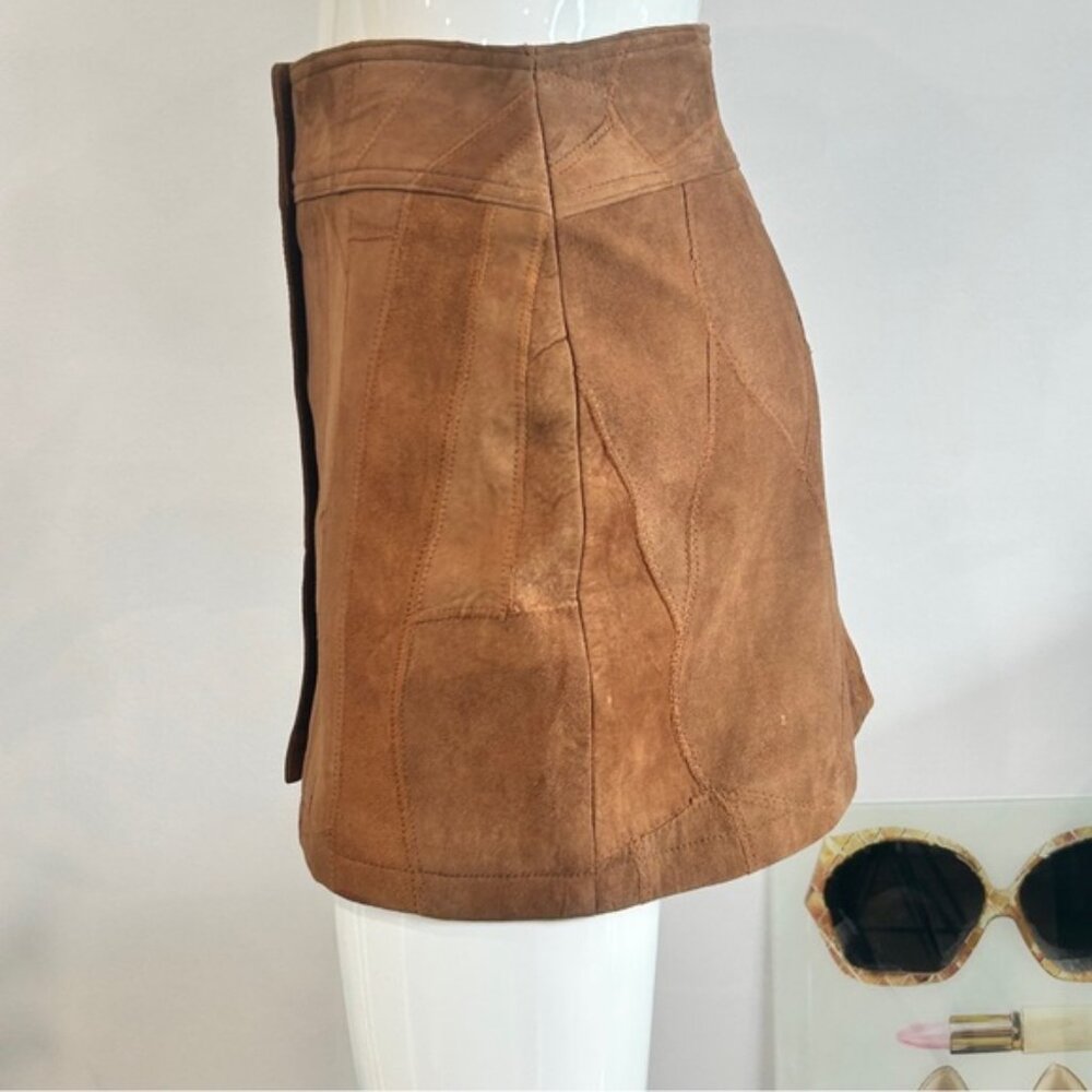 Le Chateau Suede Patchwork Snap Front Mini Skirt - image 4